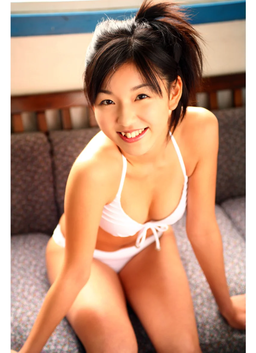 里久鳴祐果デジタル写真集〜特装合本版〜 試し読み 8
