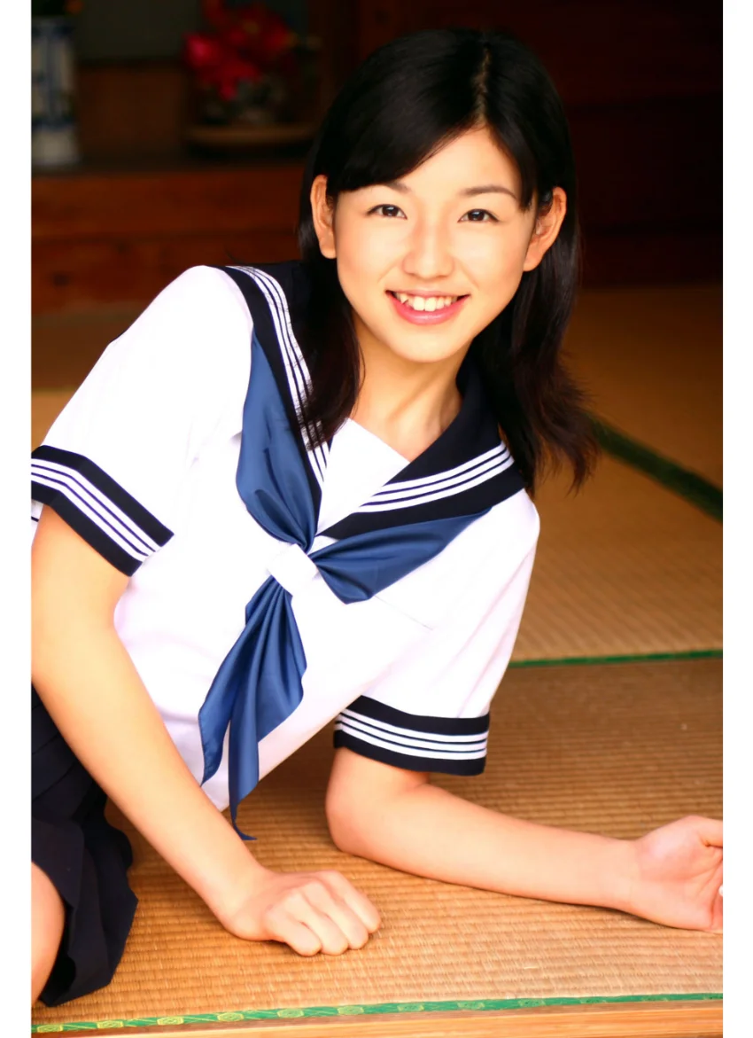 里久鳴祐果デジタル写真集〜特装合本版〜 試し読み 12