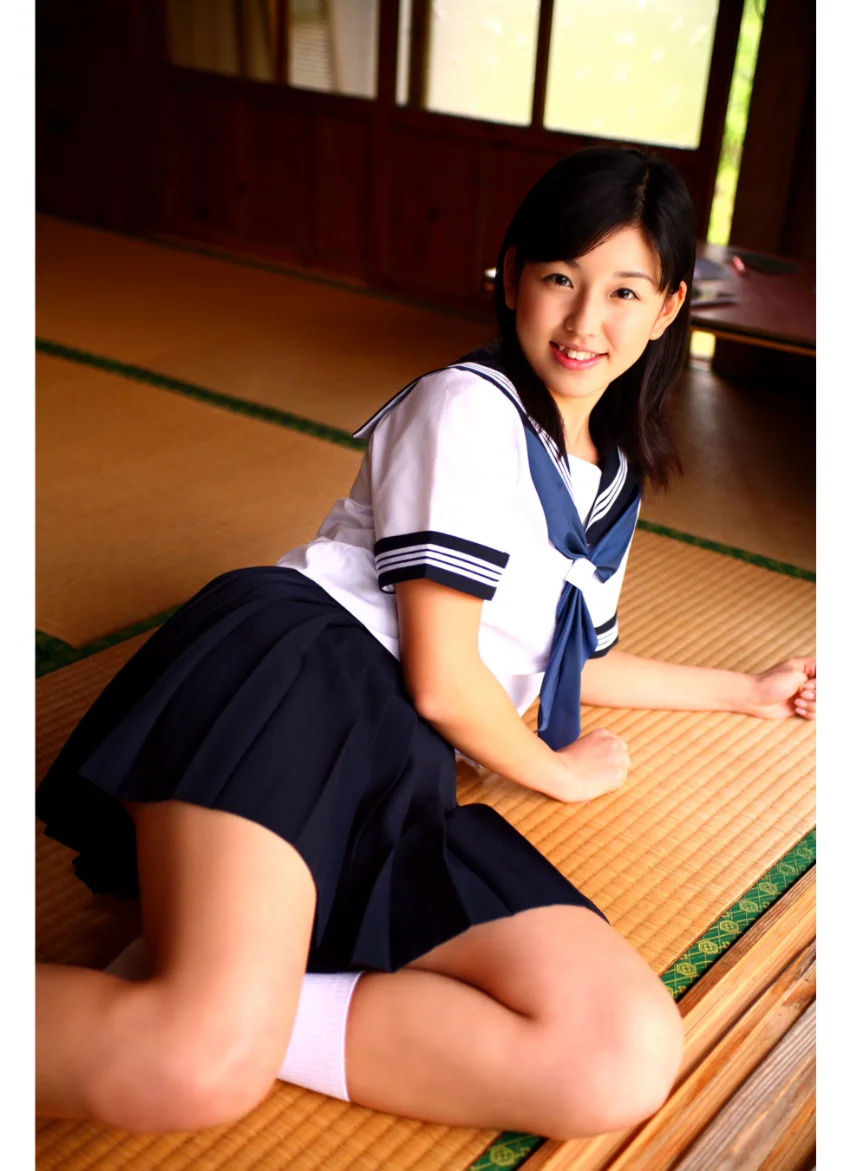 里久鳴祐果デジタル写真集〜特装合本版〜 試し読み 14