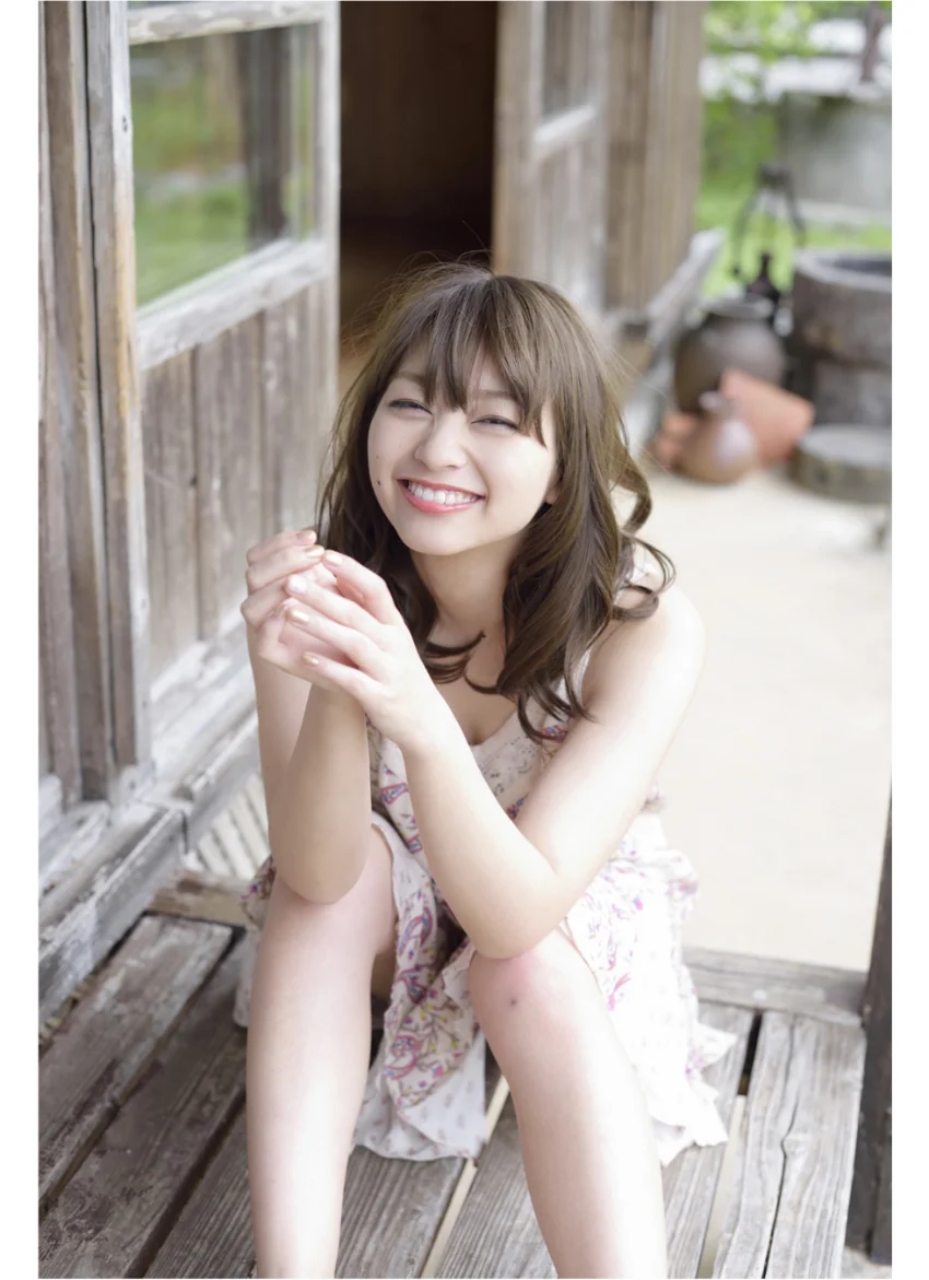 里々佳デジタル写真集〜特装合本版〜 試し読み 15
