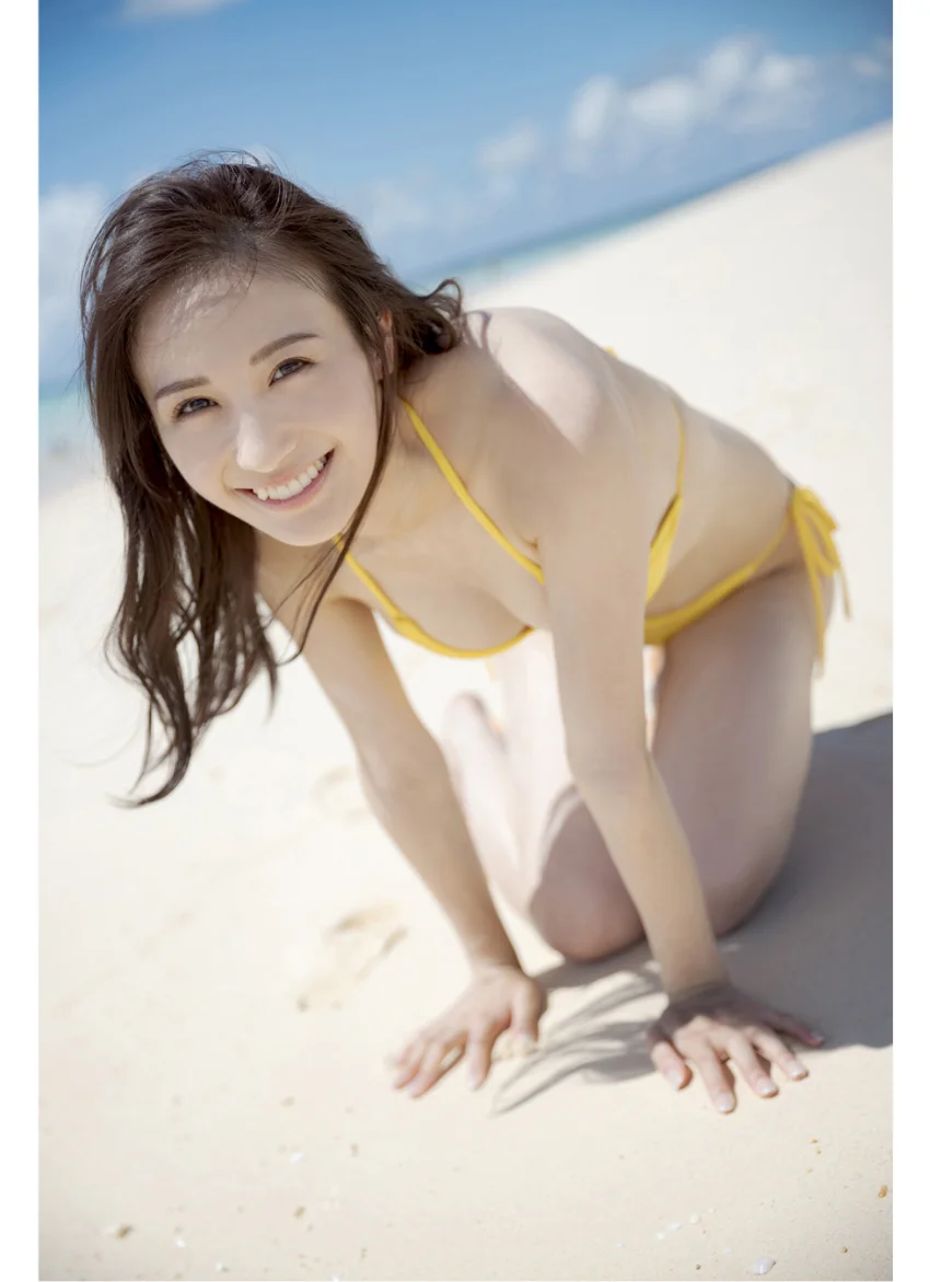 伊藤愛真「えまと南の島で突然○○してみたら…」 試し読み 13