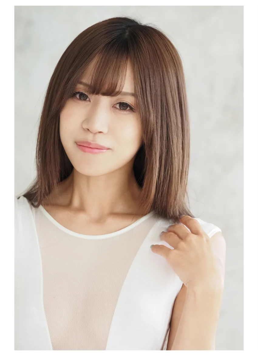高橋莉江写真集 Diamond 試し読み 4