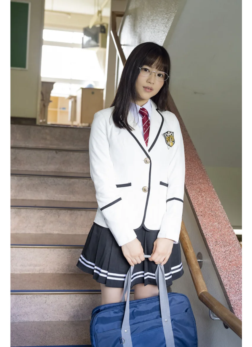 鈴原りこ「生徒会長の素顔」 試し読み 3