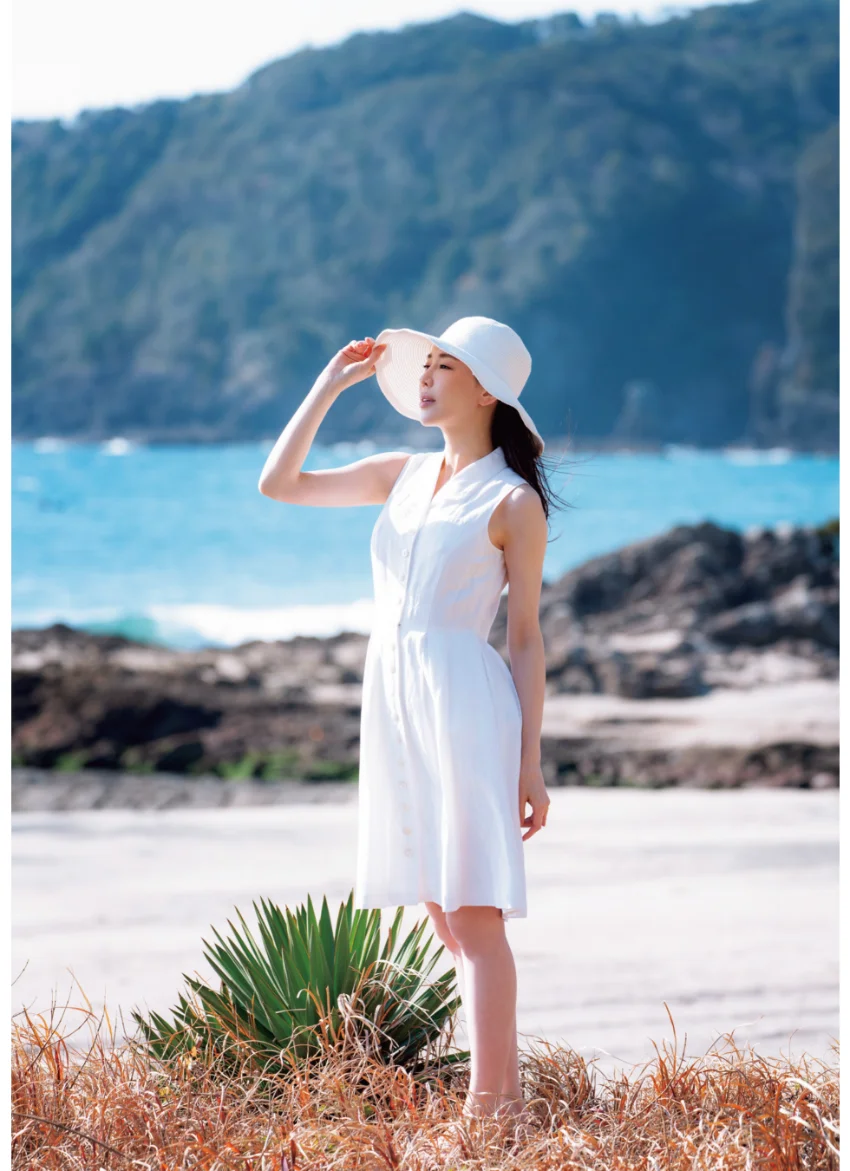 岩本和子写真集 「たわむれ」 試し読み 6