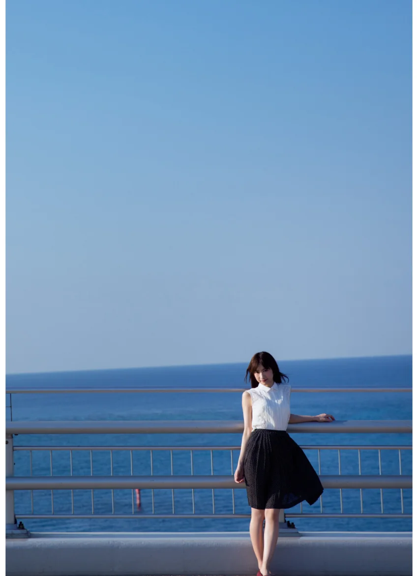外崎梨香写真集 「なでてほしい。」 試し読み 5