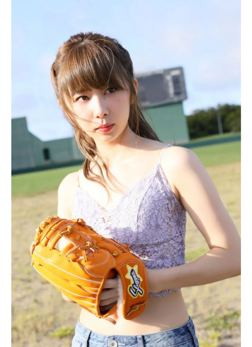 岡田彩花デジタル写真集「AYAFULL」 試し読み 5
