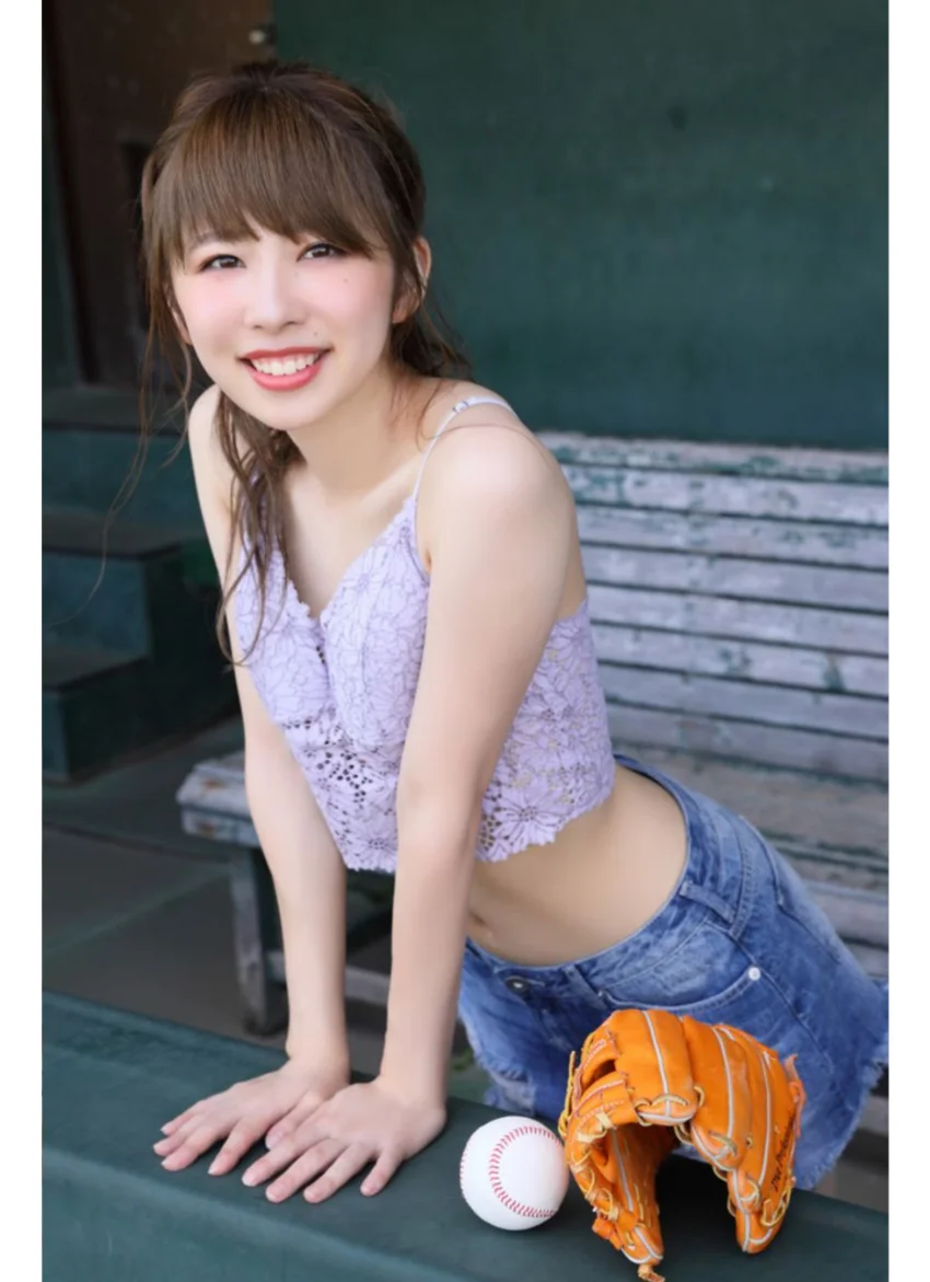 岡田彩花デジタル写真集「AYAFULL」 試し読み 8