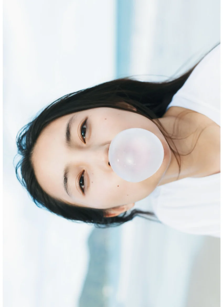 1st写真集 久保田紗友 試し読み 7