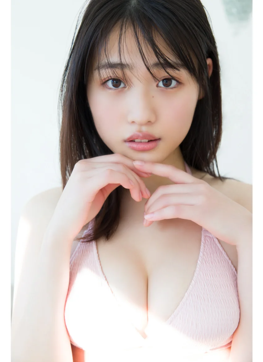 漫画アクションデジタル写真集 石田桃香「もも色の陽射し」 試し読み 2