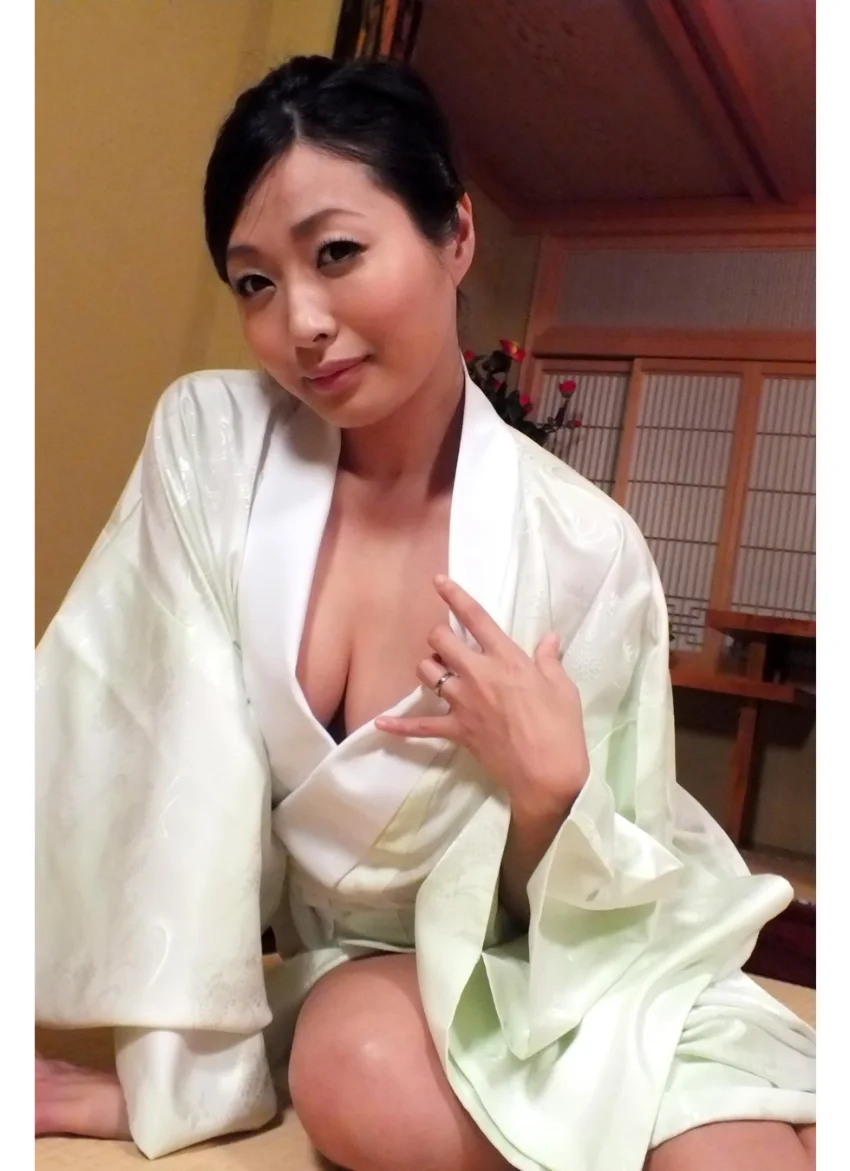 人妻・熟女撮影会 人妻たちの秘密編 試し読み 8