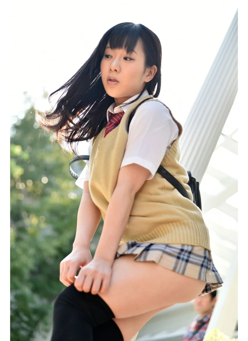 女子校生 萌える絶対領域 雨宮留菜 試し読み 4