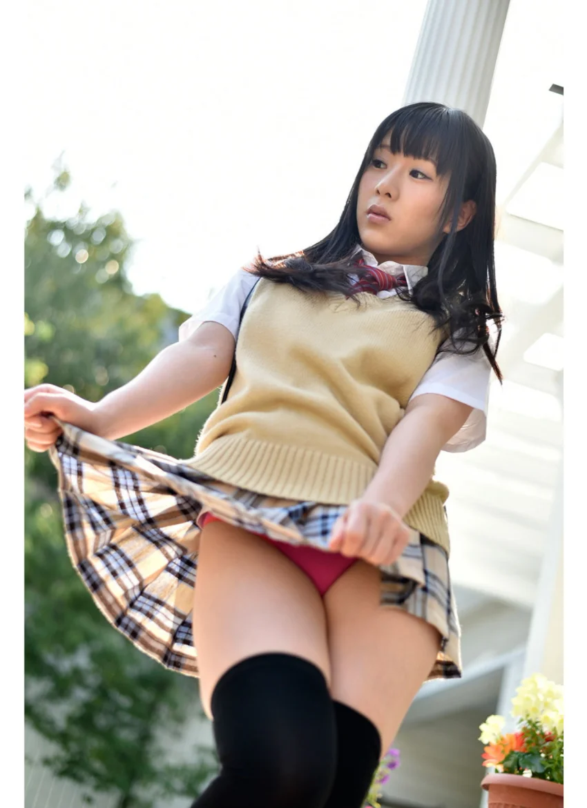 女子校生 萌える絶対領域 雨宮留菜 試し読み 7