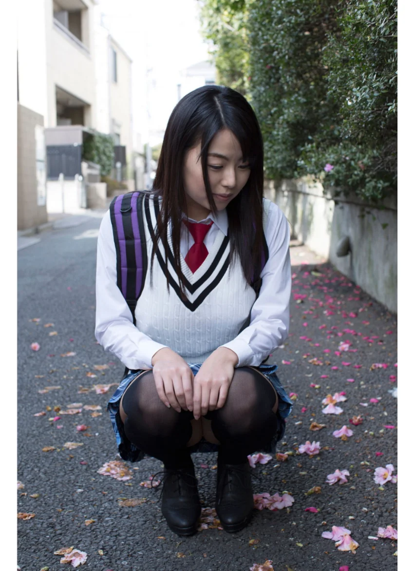 女子校生 Yシャツのふくらみ 仲倉静香 試し読み 3