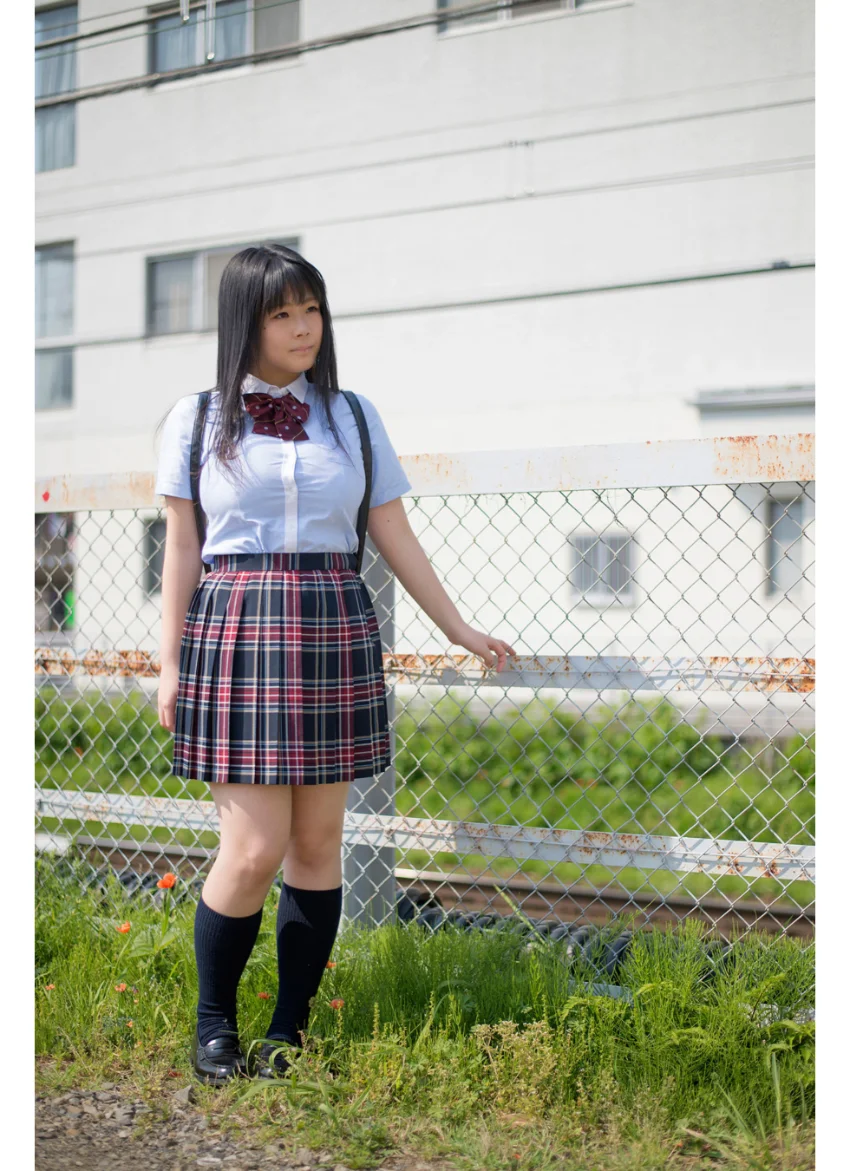 女子校生 隠しきれない爆乳 瀬戸花 試し読み 6