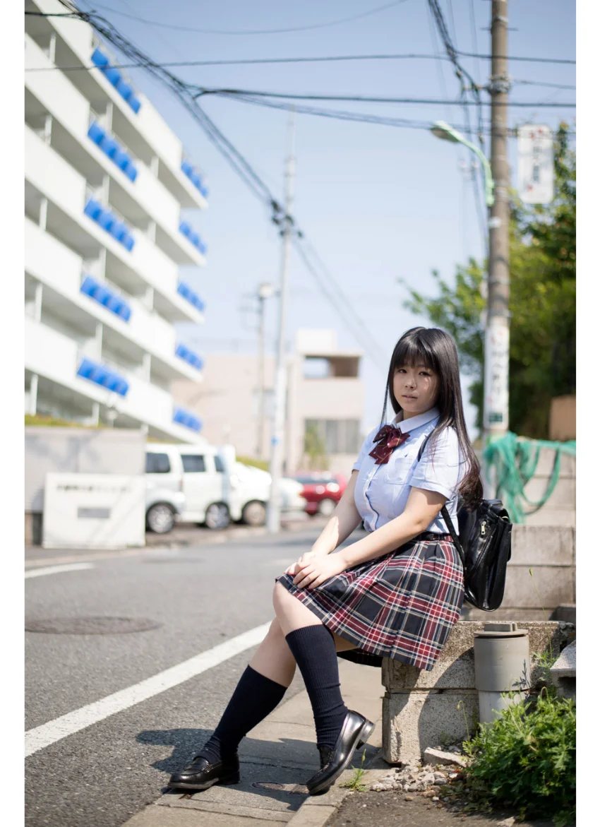 女子校生 隠しきれない爆乳 瀬戸花 試し読み 9