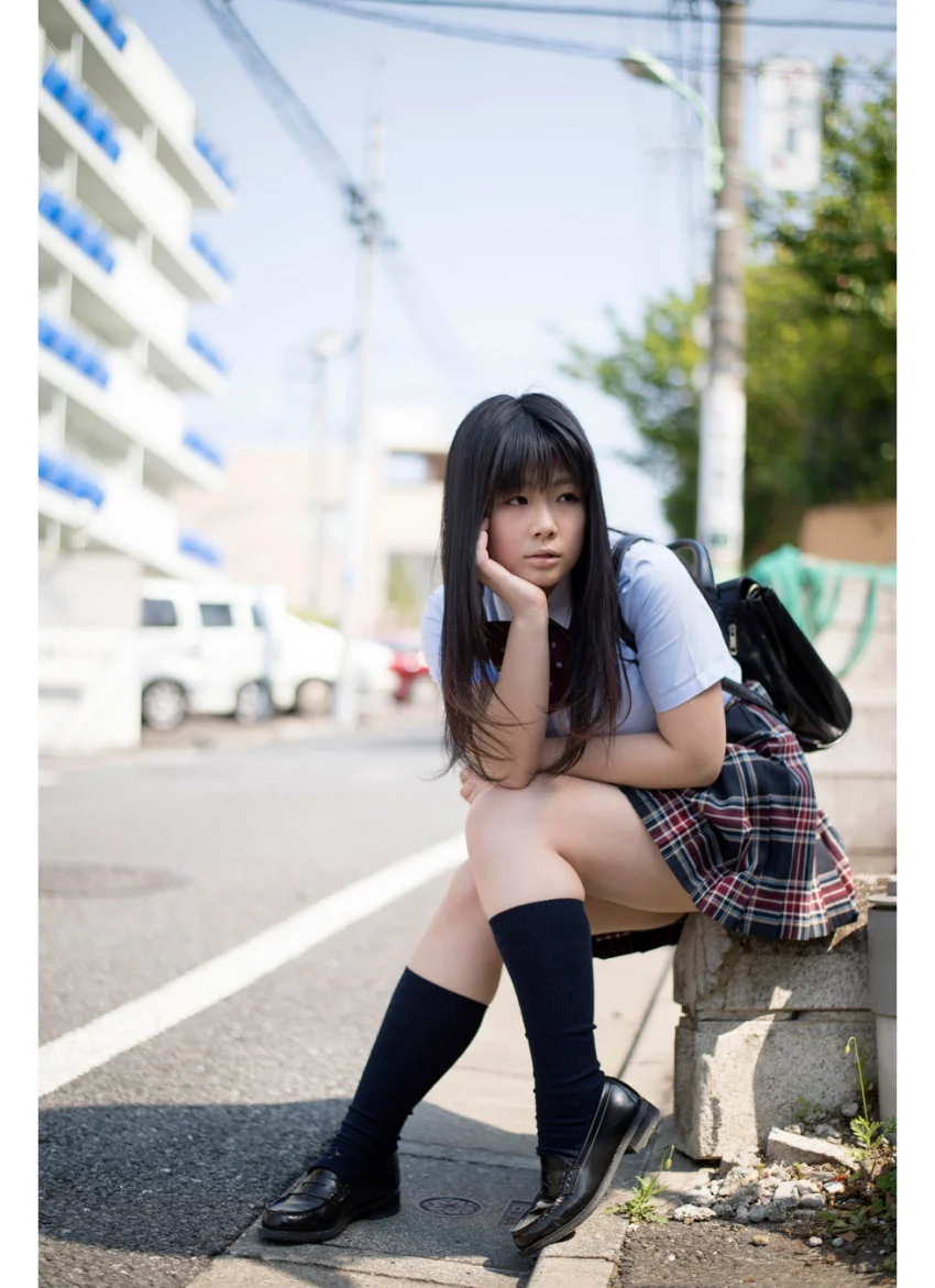 女子校生 隠しきれない爆乳 瀬戸花 試し読み 10