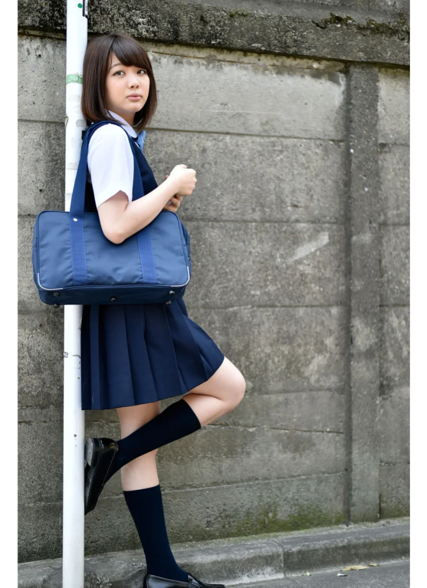 女子校生 美脚クラスメイト 萌木七海 試し読み 5