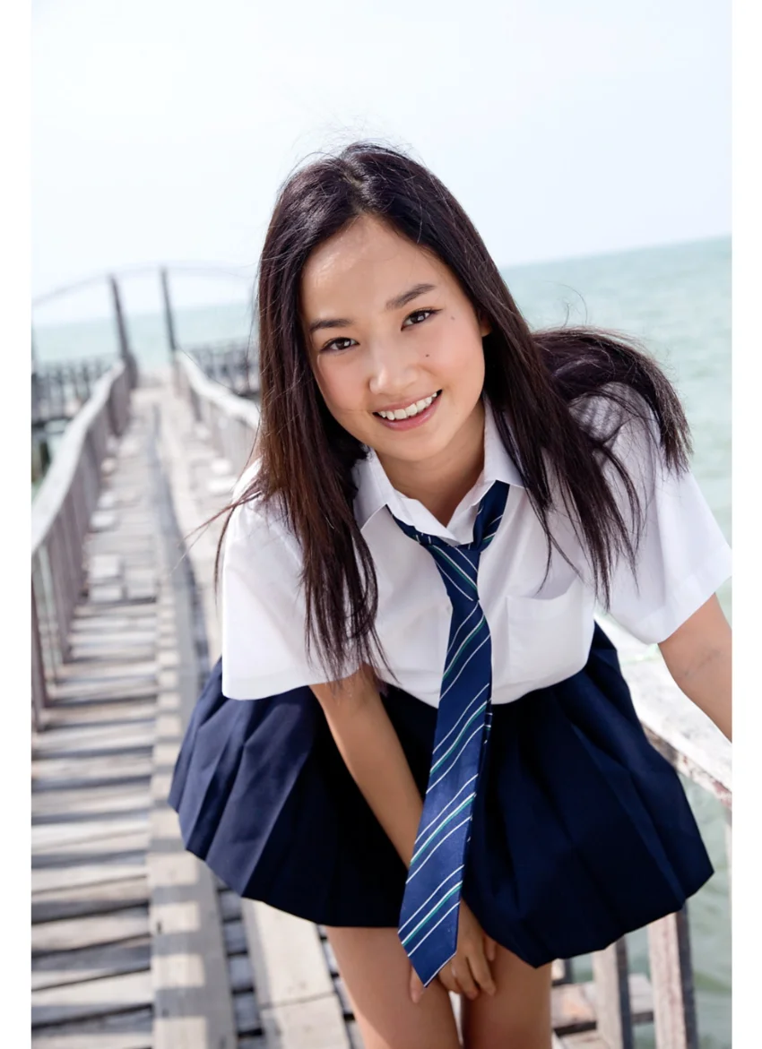 海辺の少女 高嶋香帆 試し読み 3