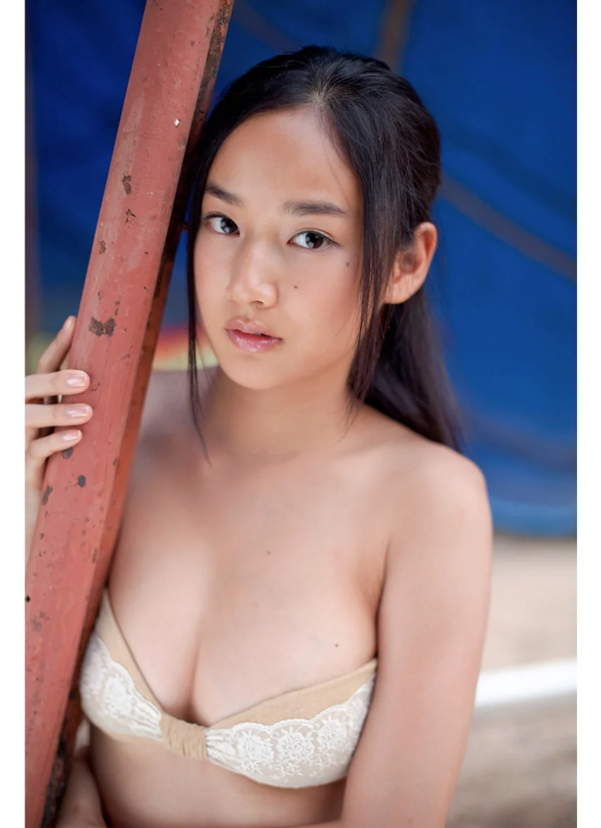 激写 高嶋香帆 試し読み 4