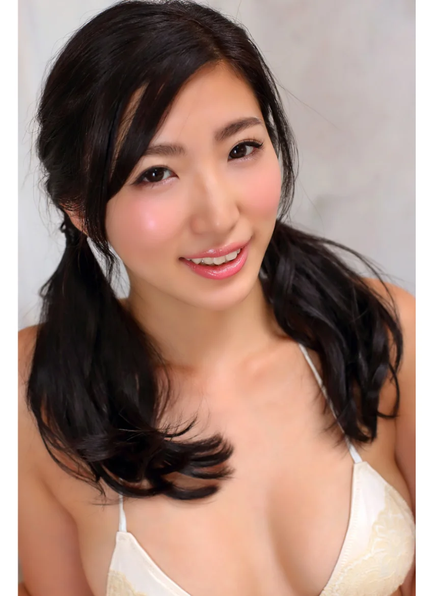 至高の曲線美 松嶋えいみ 試し読み 3