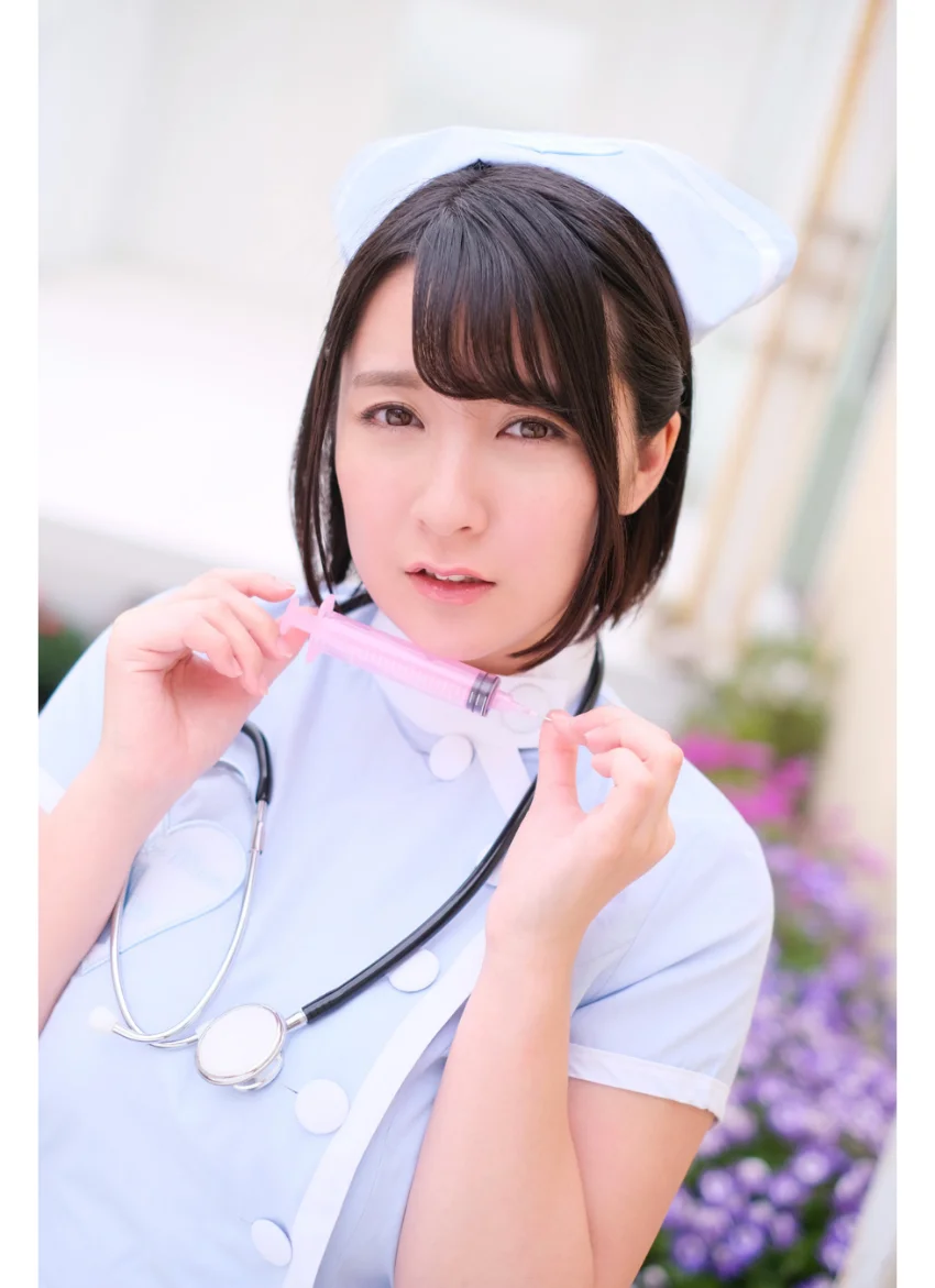 262枚＋未公開カット収録 紺野栞 BEST vol.2 試し読み 5