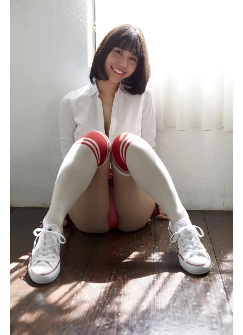 大容量279枚＋未公開カット収録 伊織いお BESTvol.1 試し読み 6