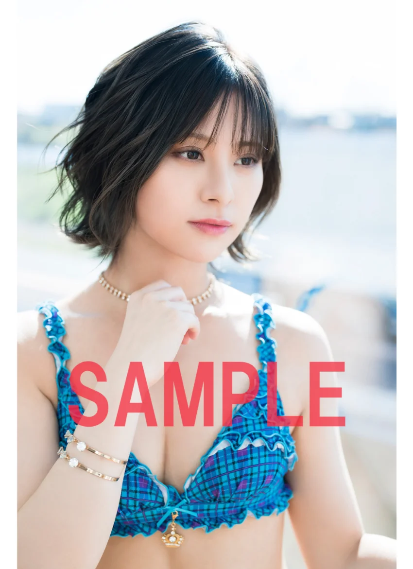 FLASHデジタル写真集 佐藤栞 お嬢様の冒険 試し読み 2