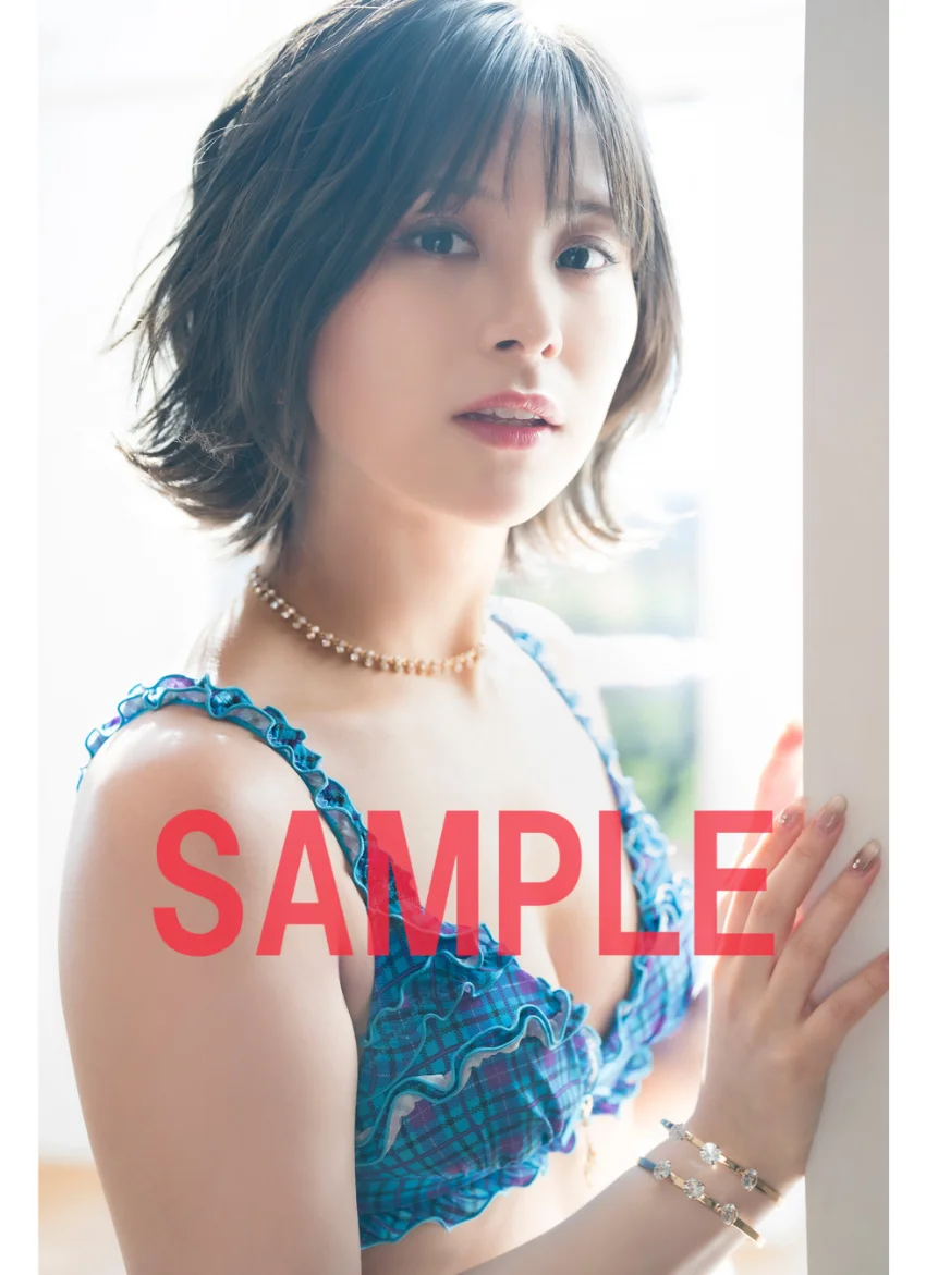 FLASHデジタル写真集 佐藤栞 お嬢様の冒険 試し読み 3