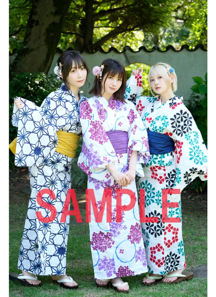 Platinum FLASHデジタル写真集 えなこ×伊織もえ×篠崎こころ もえなこころの誘惑 試し読み 3