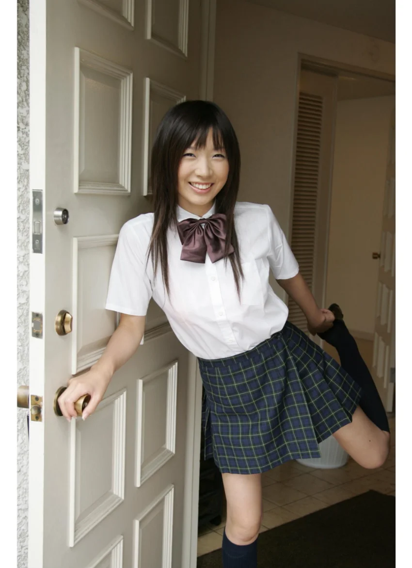 禁断〜女子校生 原なつみ ベスト版 試し読み 2