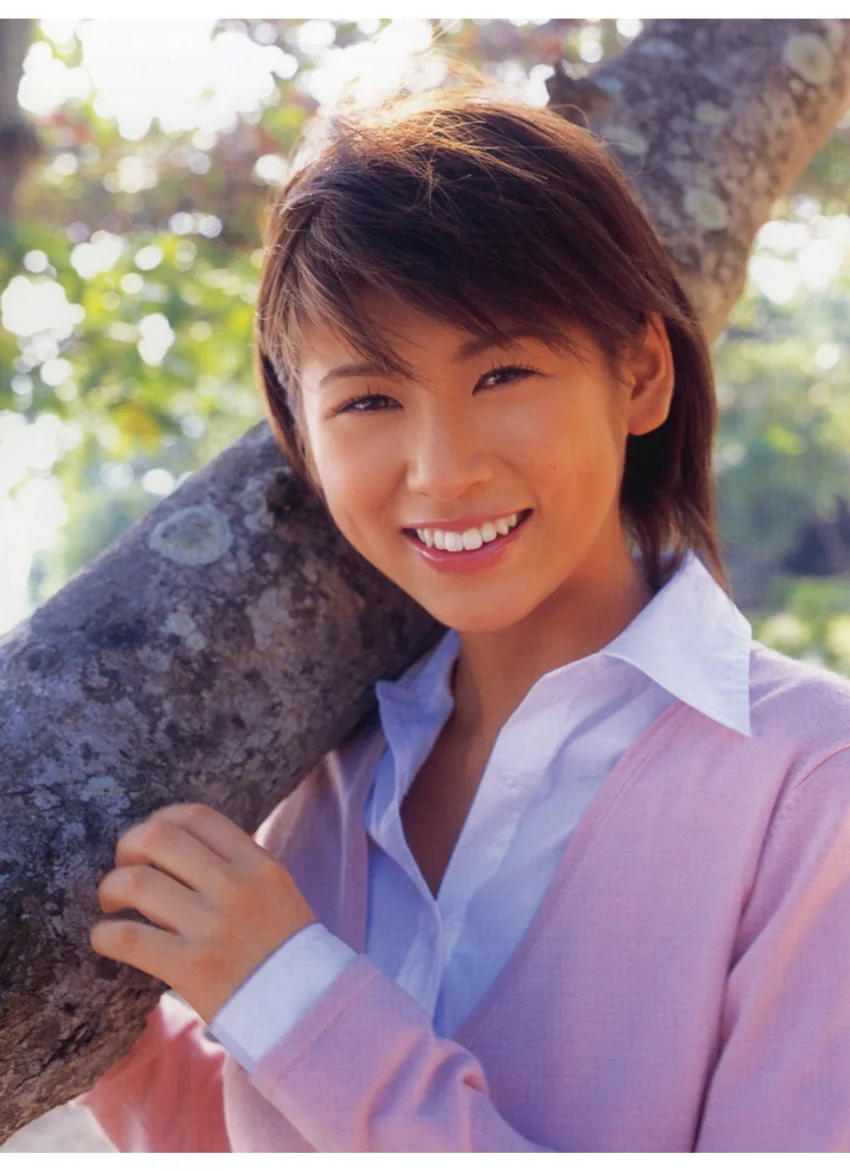 小阪由佳写真集 誘惑 試し読み 2