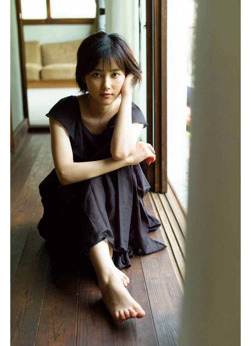 PROTO STAR 井頭愛海 vol.2 試し読み 5