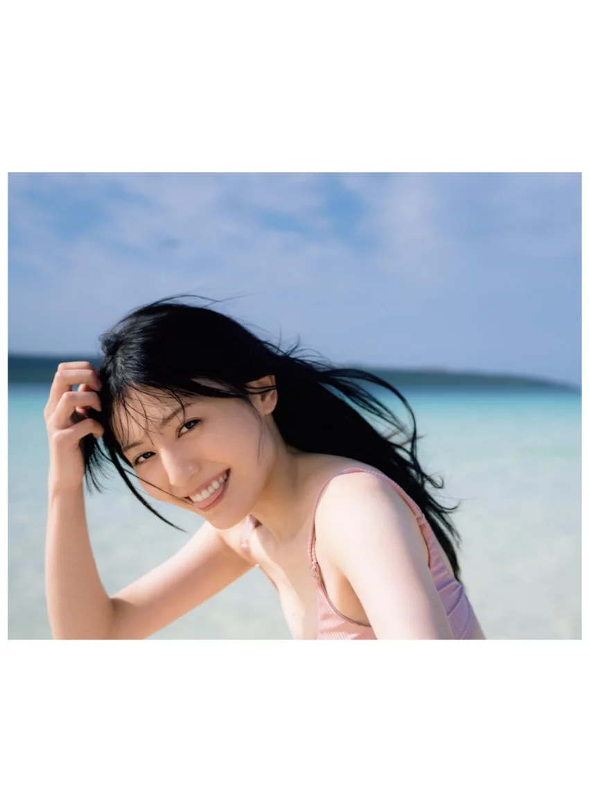 吉井美優1st写真集 Momentary 試し読み 4