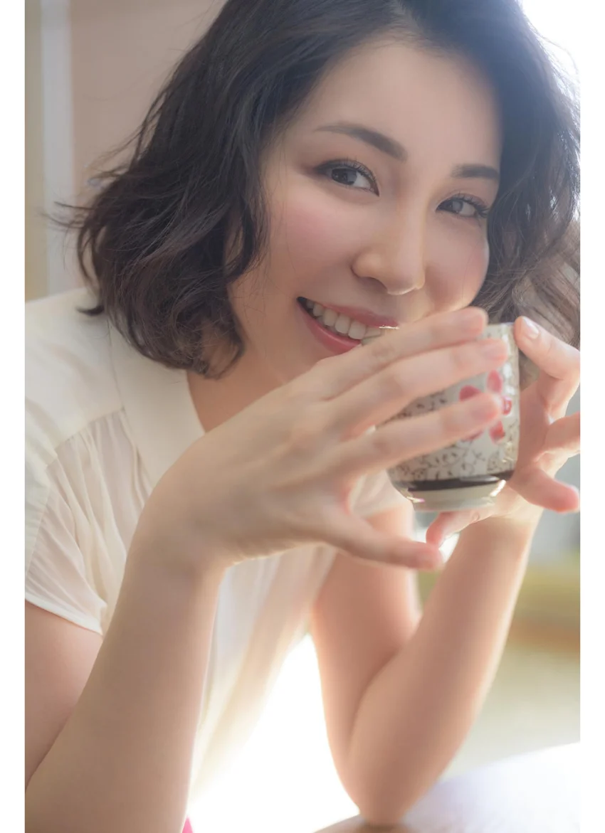 高須クリニックの受付嬢・西山さゆり Yes！ 試し読み 8