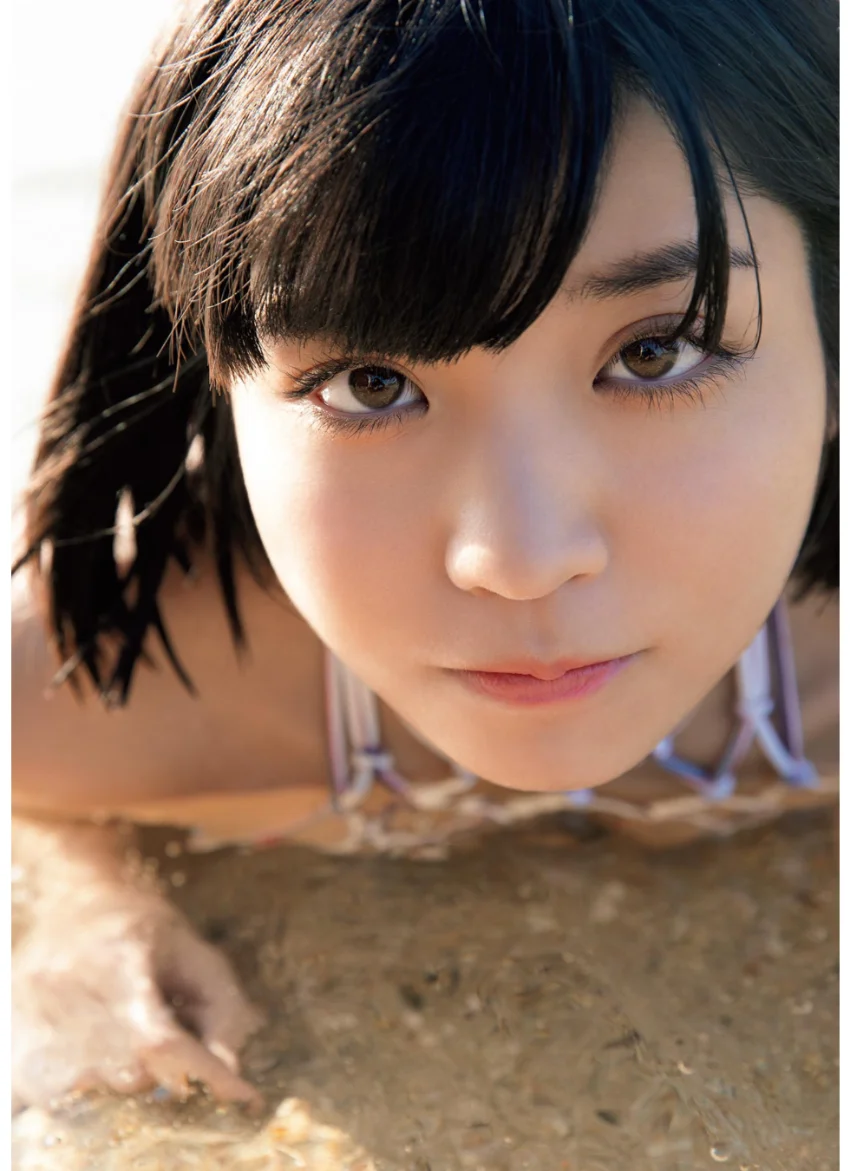根本凪ファースト写真集『スピカ』 試し読み 6