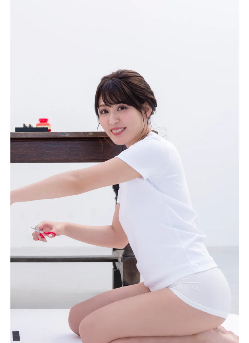 森咲智美×金子智美 エロスの女王は私よ！ 試し読み 12