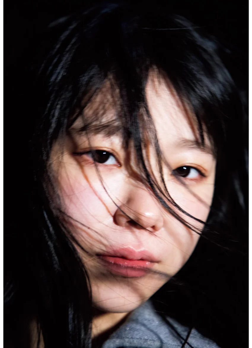 長澤茉里奈写真集 グッバイロリータ 撮影 二階堂ふみ 試し読み 8