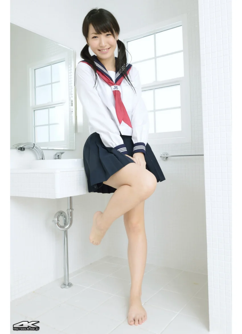 松下美保 セーラー服＆スク水 試し読み 3