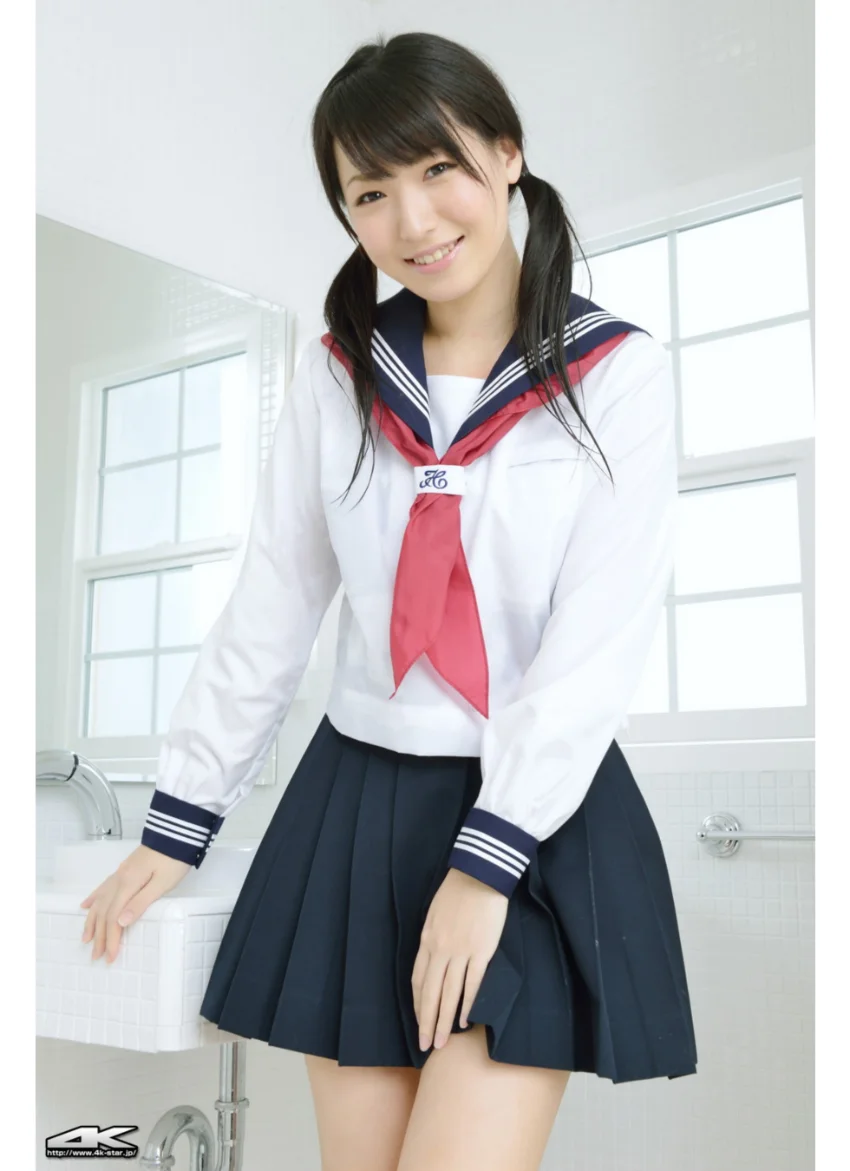 松下美保 セーラー服＆スク水 試し読み 4