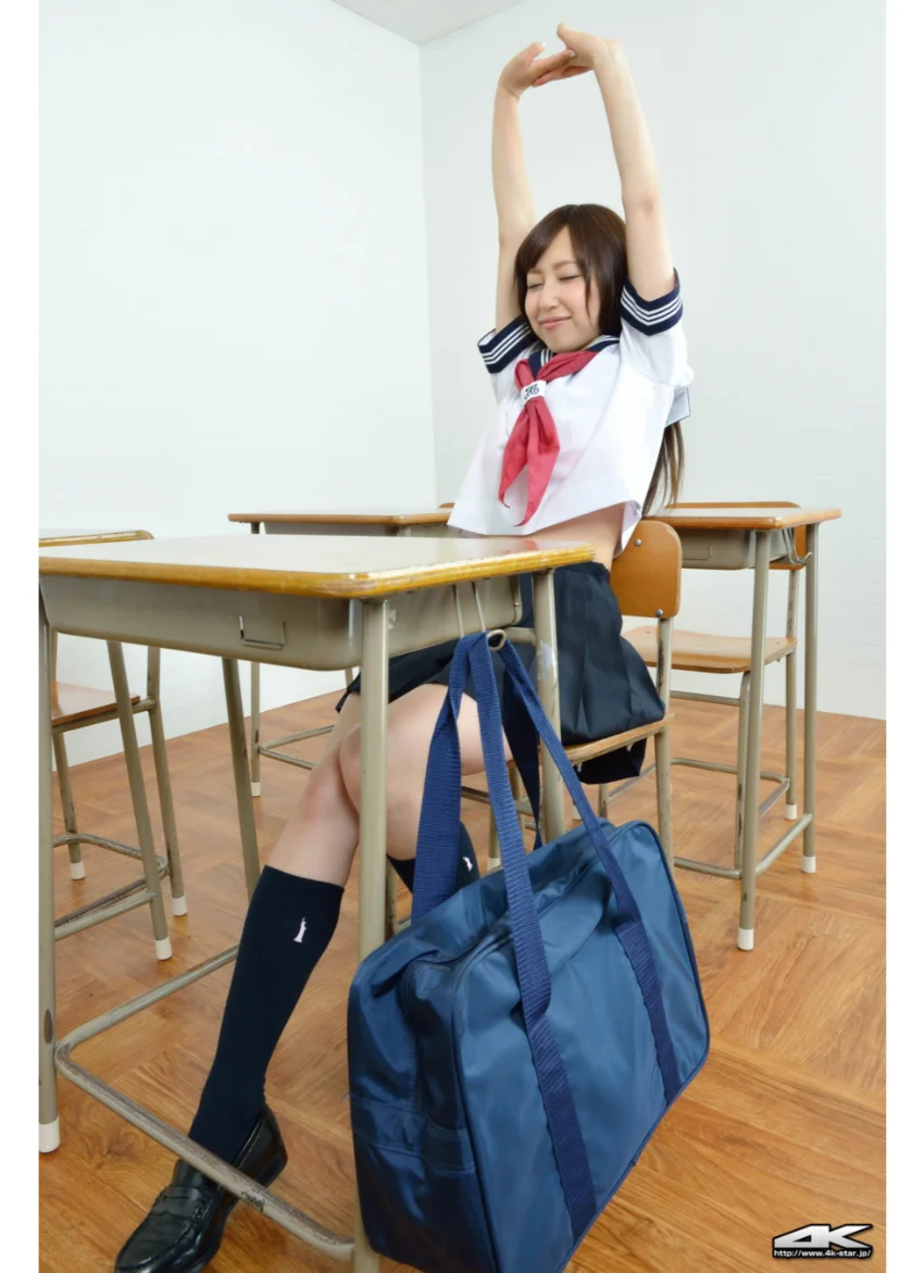 南結衣 セーラー服 試し読み 9