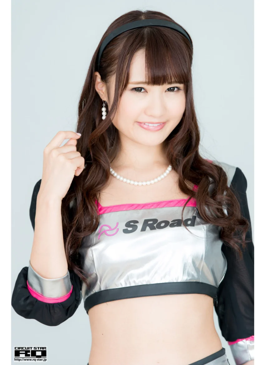 中村奏絵 RQ/レースクイーン 試し読み 14