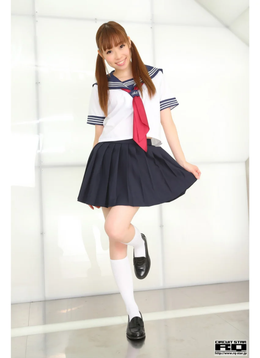 望月さとみ 制服 試し読み 1