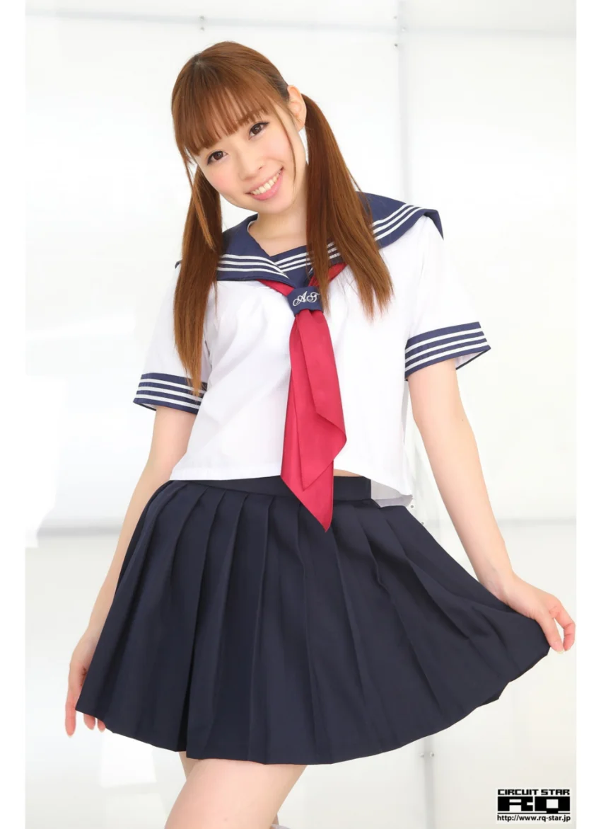 望月さとみ 制服 試し読み 3