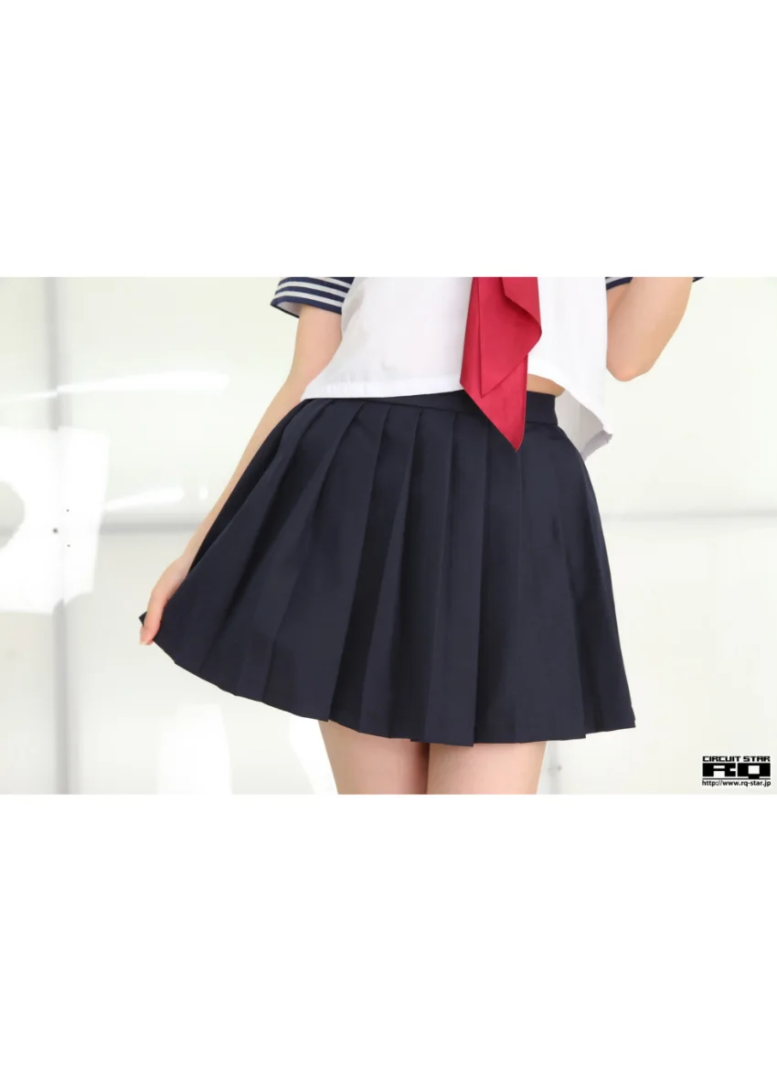 望月さとみ 制服 試し読み 4