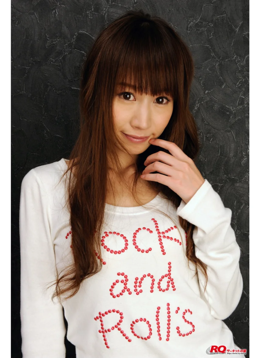山本里奈 私服 vol.1 試し読み 15