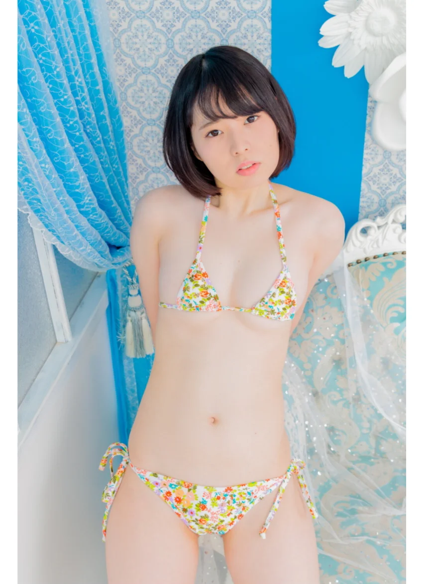 石森みずほ 水着（花柄） 試し読み 10