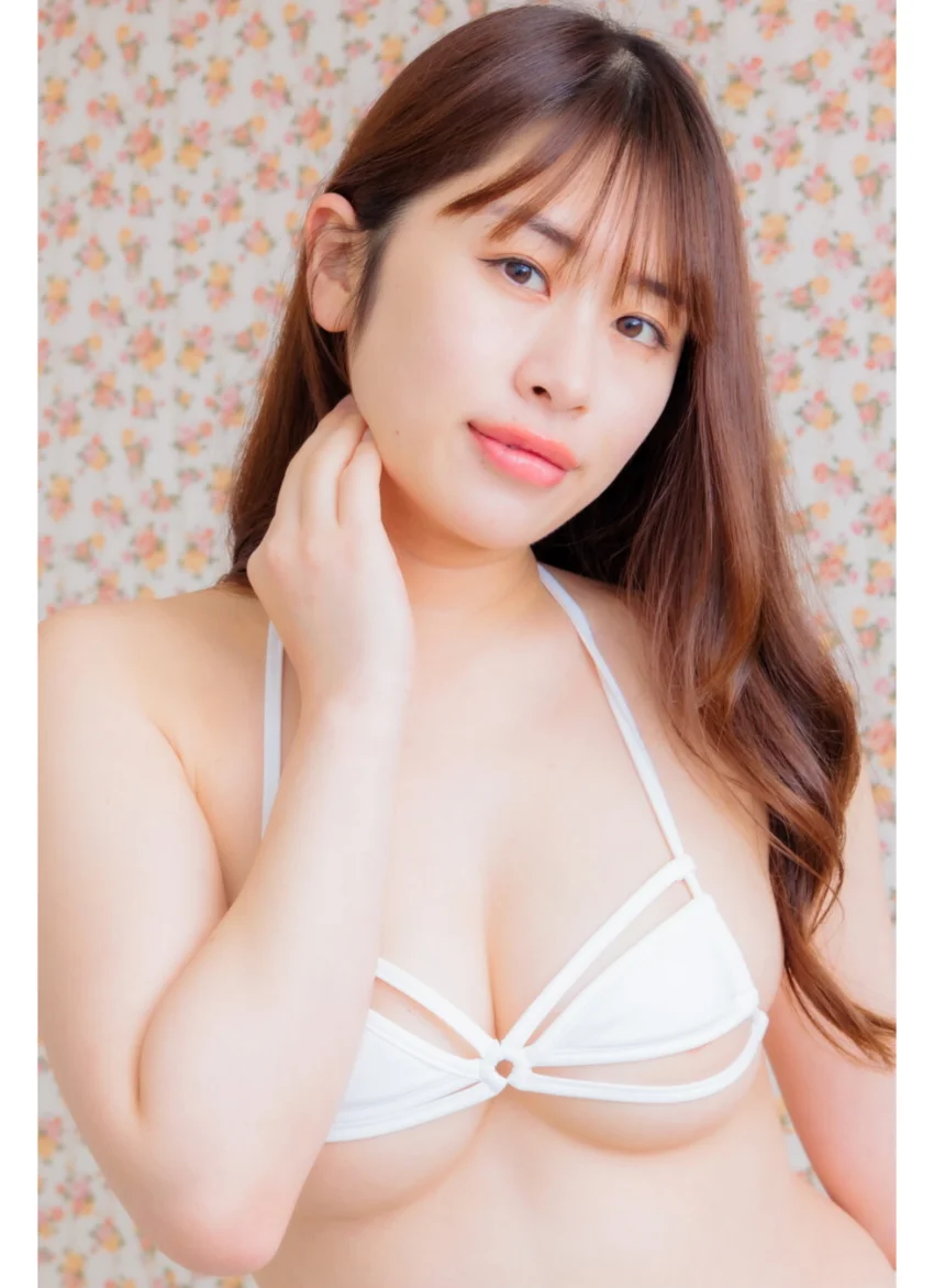 南桃子 水着（白） 試し読み 15