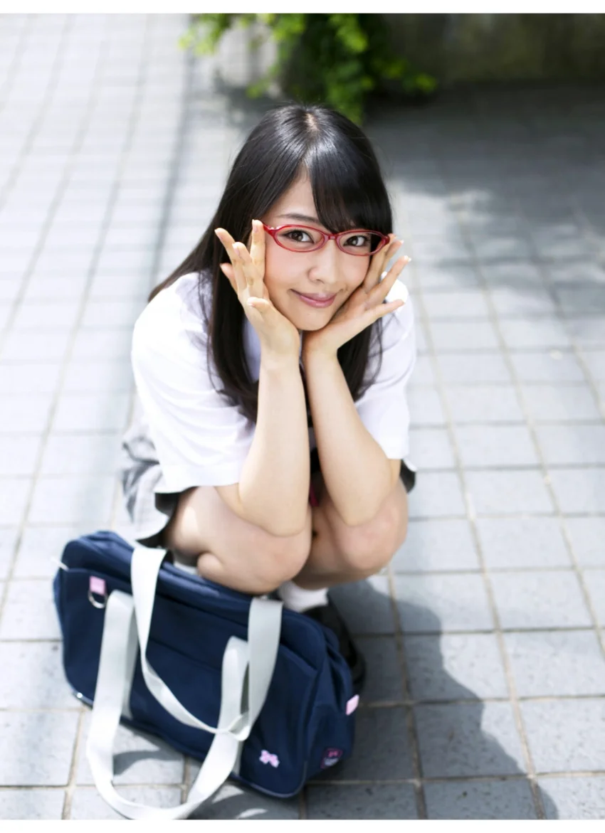 女子校生と眼鏡 安藤遥※直筆サインコメント付き 試し読み 7