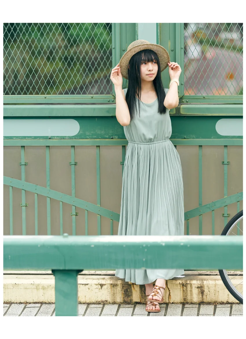 早川真由 清楚なあの子の妄想白ビキニ 【STRiKE！ DIGITAL PHOTOBOOK PETIT 001】 試し読み 2