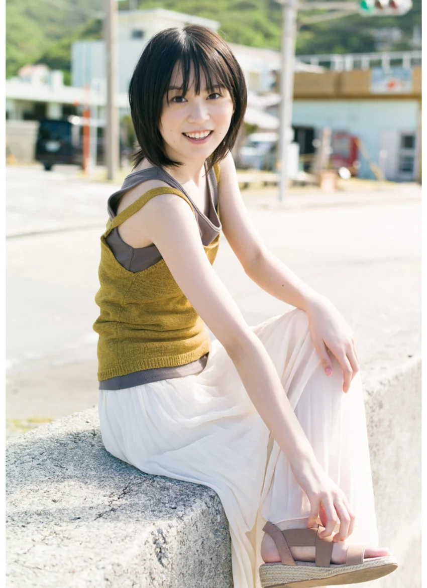 中島由貴写真集 スケッチブック 試し読み 14